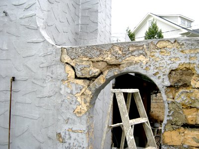 Stucco
              arch