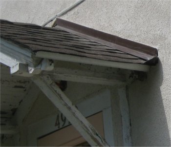 Roof flashing and kick out flashing