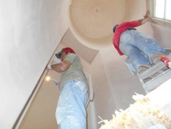 Round plaster stairway