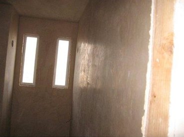 Plaster so slick you can see a reflection.