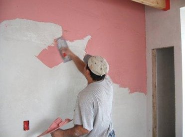Pink finish coat in girl's bedroom.