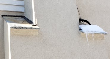 flagstone chimney shoulders.