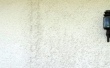 Yet even more_Pebble_dash_stucco_in_Washington,DC