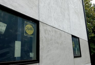 Finish coat is white portland cement and crushed quartz.