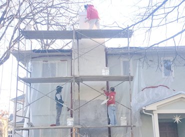 Finish coat is white portland cement, white lime, and white sand.