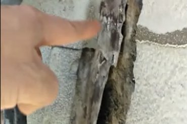 poorly done step flashing