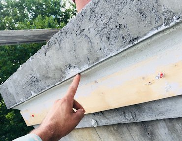 detail is tooled in using a homemade rod.