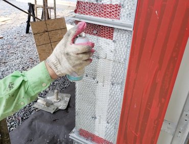 Reveals are sprayed with cooking oil to make them easier to clean