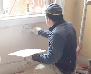 Moulding plaster and lime