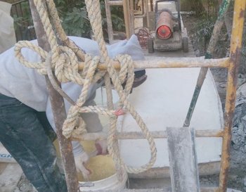 Heaters allow the work to proceed
in cold weather.