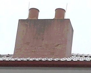 Another stucco chimney,
Sperryville, Virginia