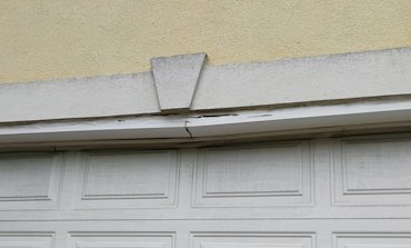 painted the drywall ceiling with plaster weld.