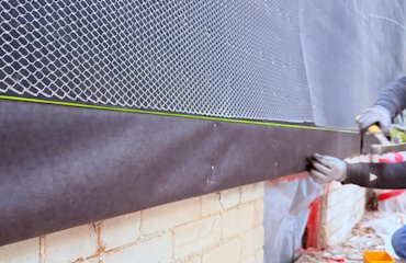 new band is set with a string line