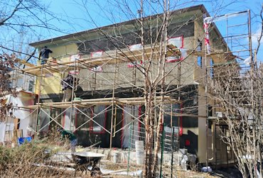 ylandPutting on the finish in Takoma Park, Mar.