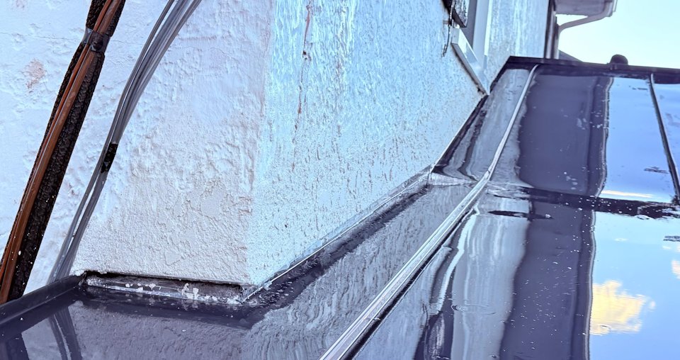 Flashing under the stucco not over the stucco