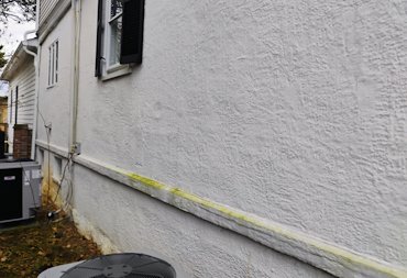 horizontal band was falling apart.