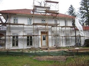 New addition and old house have a steel trowel finish in Washington, DC