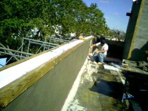 Knee wall on balcony