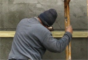 Expansion groove