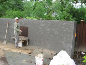 Curved wall