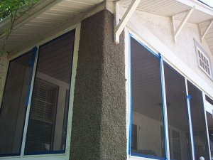Pebble dash
              columns